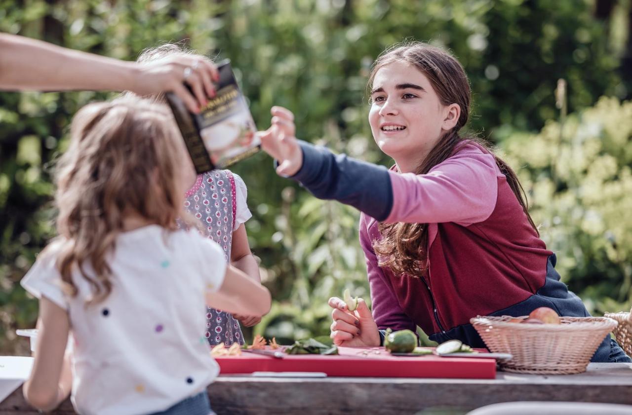 Familienresort Ellmauhof Saalbach-Hinterglemm Kültér fotó