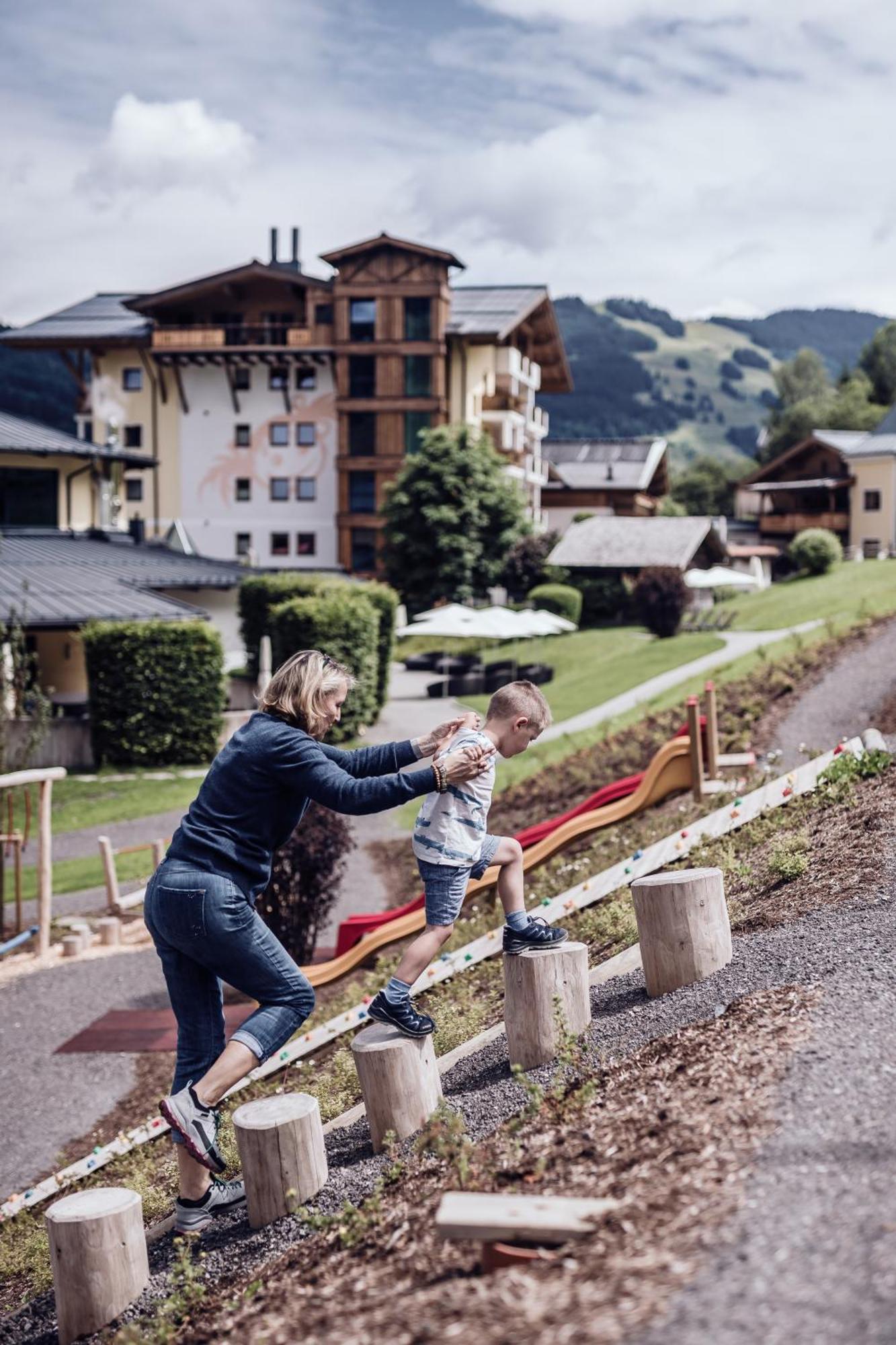 Familienresort Ellmauhof Saalbach-Hinterglemm Kültér fotó